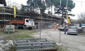 pisa-cantiere-restauro-mura-via-Zamenhof