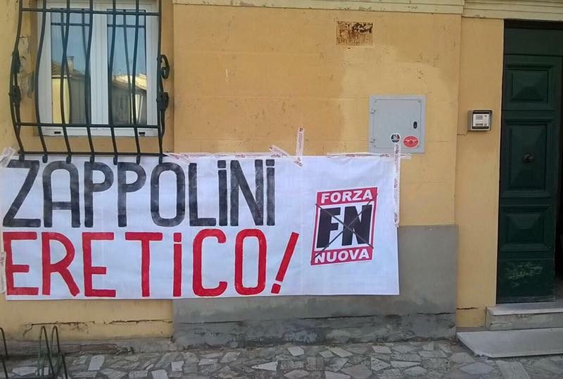Mozione di solidarietà a Don Armando Zappolini e condanna per atto squadrista di “Forza Nuova”