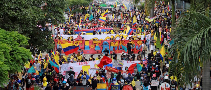 Mozione: Blocco immediato di ogni forma di violazione dei diritti umani e di violenza ai danni della popolazione colombiana
