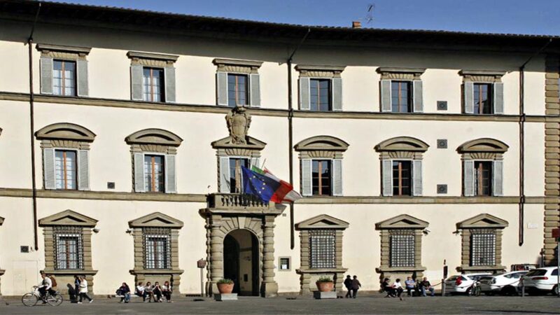 La regione insiste sulla nuova pista di Peretola. Tutto fermo per il potenziamento della linea ferroviaria Pisa – Firenze
