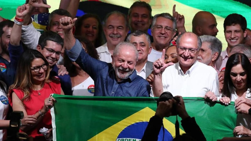 Mozione: Condanna del tentato golpe in Brasile